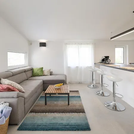 Pet Friendly In With Sauna Casa de Férias Bibinje