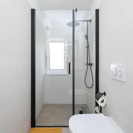 Pet Friendly In With Sauna *