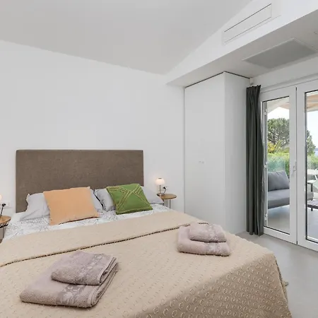 Pet Friendly In With Sauna Casa de Férias Bibinje