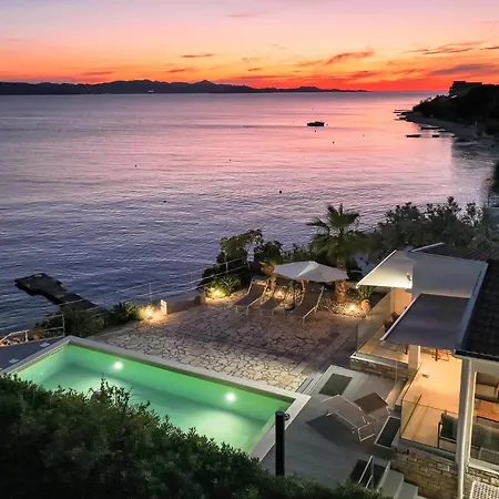 Pet Friendly In With Sauna Casa de Férias Bibinje