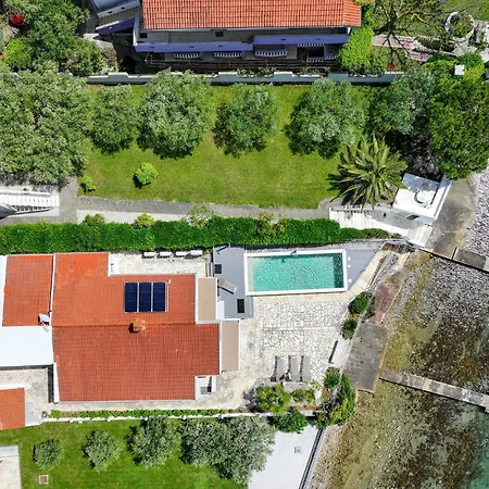 Pet Friendly In With Sauna