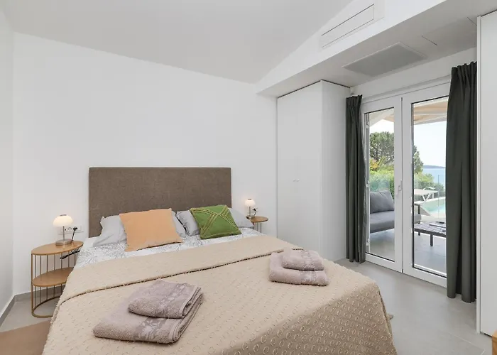 Pet Friendly In With Sauna Holiday home Bibinje