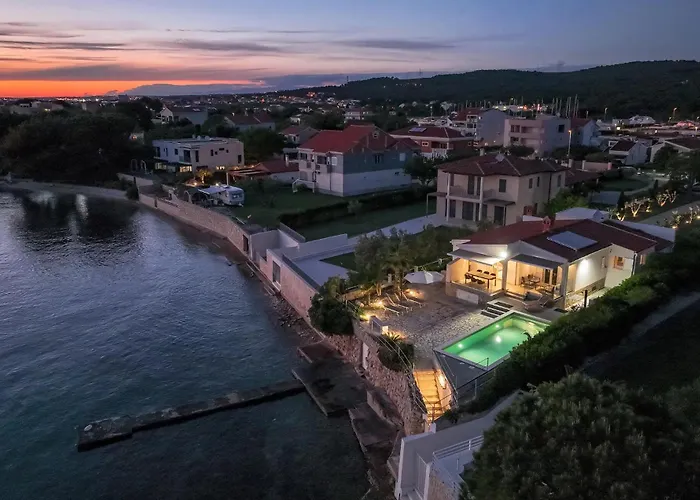 Pet Friendly In With Sauna Holiday home Bibinje