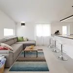 Awesome In With Sauna Ferienhaus Bibinje